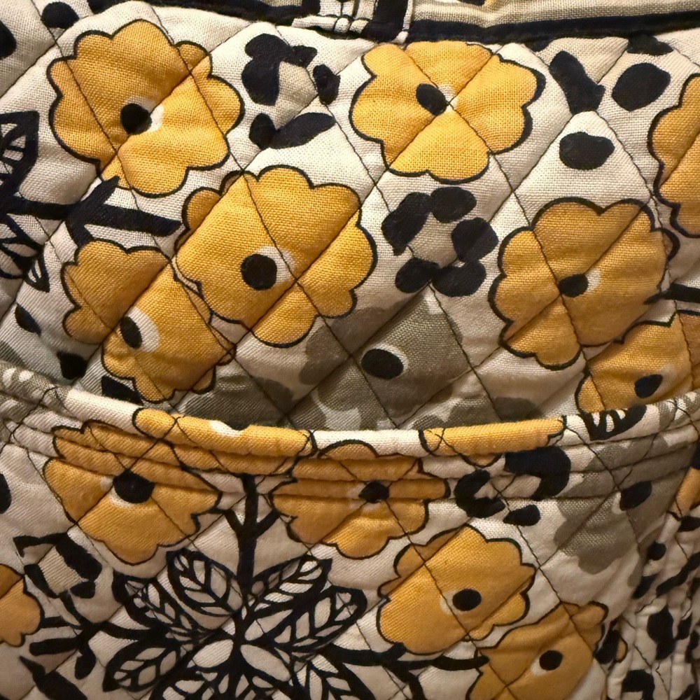 Vera Bradley Go Wild Tote - Picture 2 of 4
